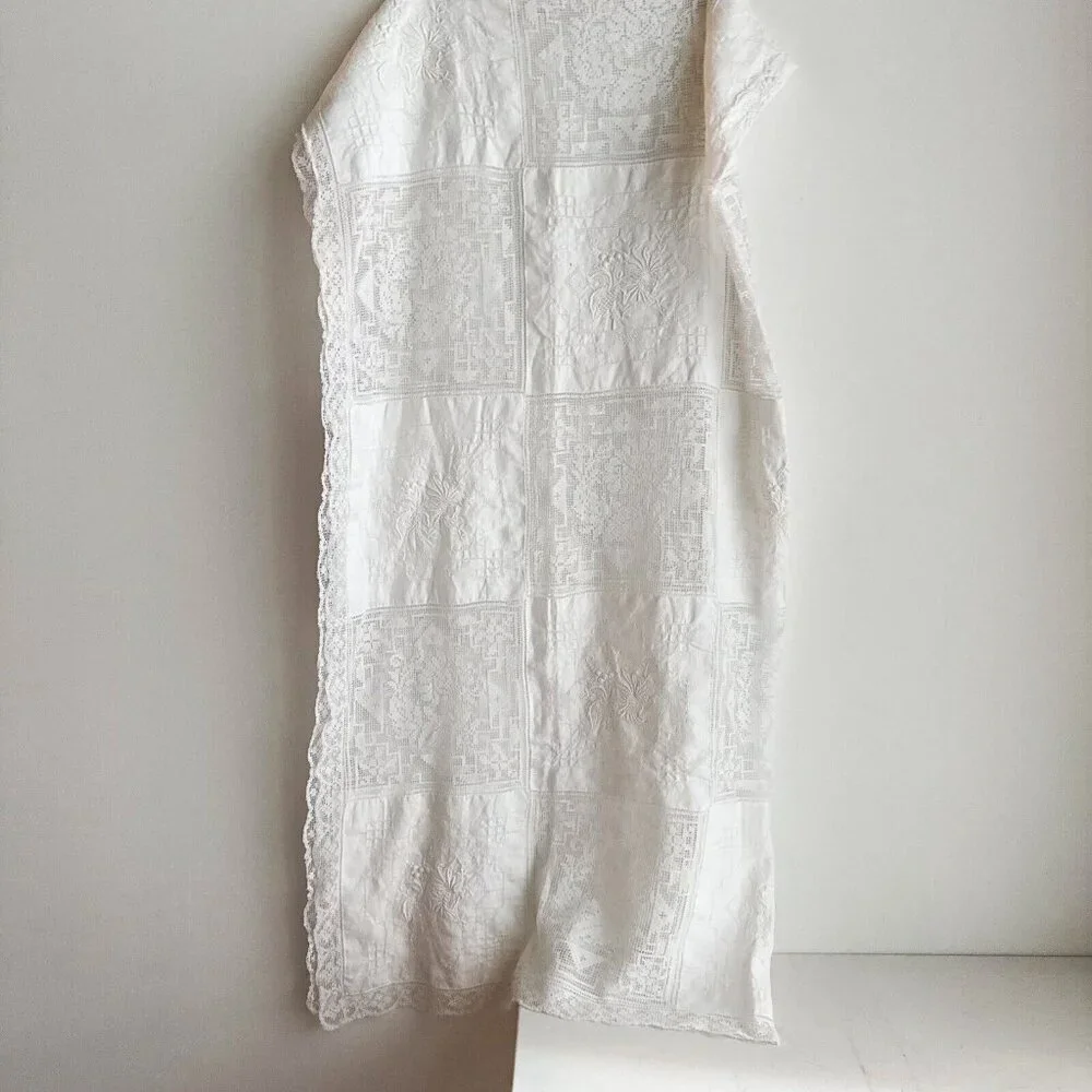 Vintage White Cotton Crochet Lace Embroidered Squares Table Covering Cloth